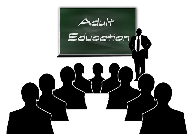 adult-education-415359_640